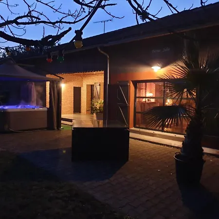 Blue Lagoon Suites & Spas Piscine 3* Montauban