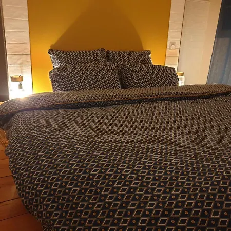 Blue Lagoon Suites & Spas Piscine Montauban