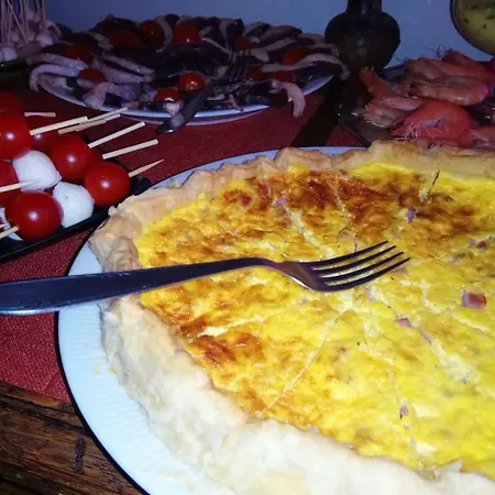 Blue Lagoon Suites & Spas Piscine Montauban