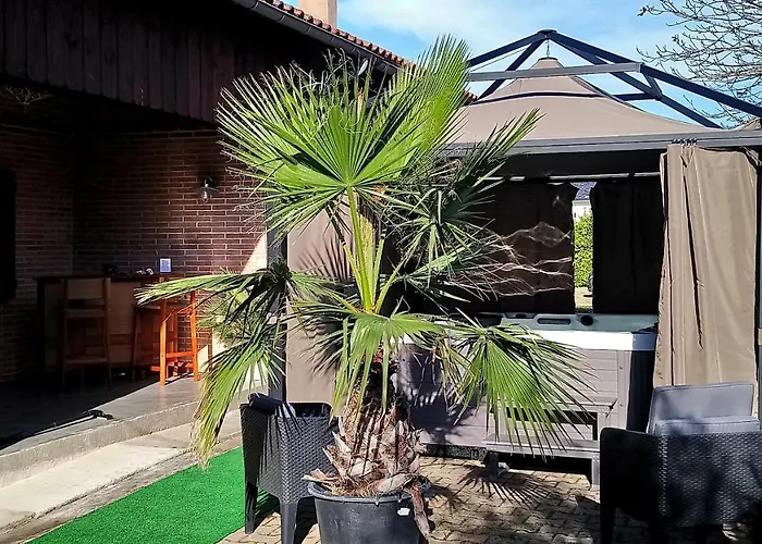 Hotel Blue Lagoon Suites & Spas Piscine 3*