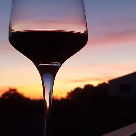 Blue Lagoon Suites & Spas Piscine Montauban