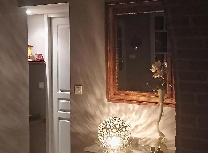 Blue Lagoon Suites & Spas Piscine 酒店 3*