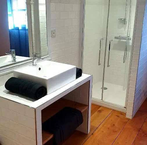 酒店 Blue Lagoon Suites & Spas Piscine 蒙托邦