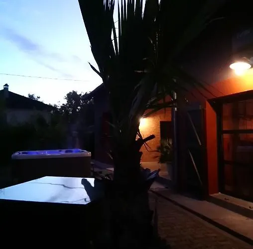 酒店 Blue Lagoon Suites & Spas Piscine