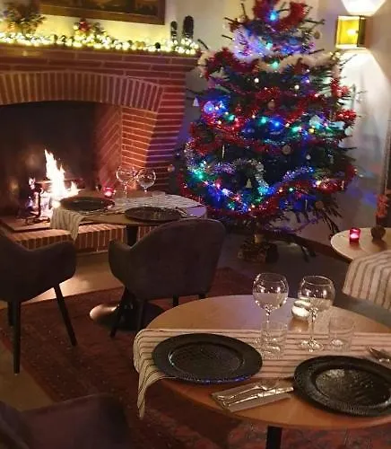 Blue Lagoon Suites & Spas Piscine 酒店