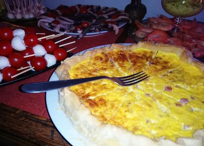 Blue Lagoon Suites & Spas Piscine 蒙托邦